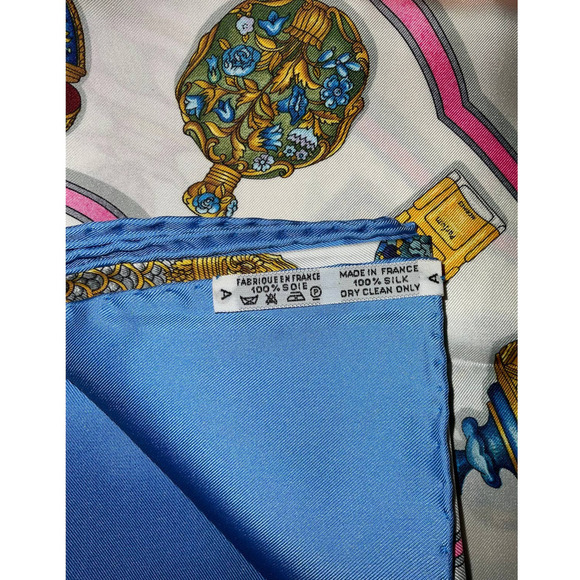 Hermes  “Qu' Importe Le Flacon” 100% Silk Scarf 90cm Square NWT/BOX - Picture 15 of 16